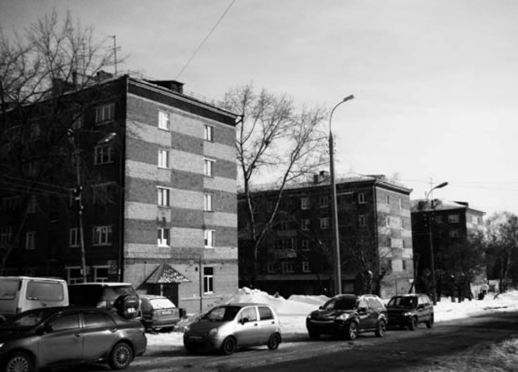 Ул. Карла Либкнехта. Пятиэтажные, кирпичные жилые дома 447 серии. 1960 гг. Фото: 2011 г.